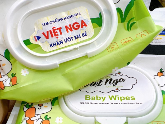 Cách lựa chọn khăn ướt an toàn cho bé