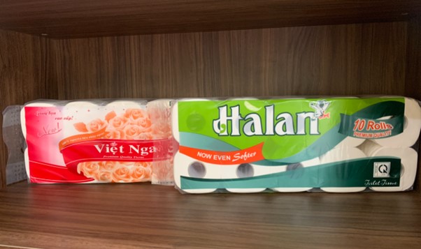 Có nên dùng giấy vệ sinh sau khi đi tiểu?